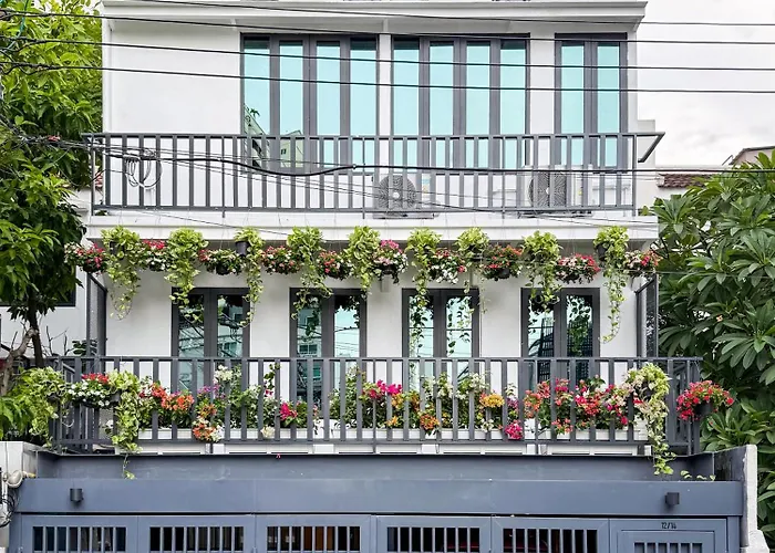 別墅 Chic 4br House In Thonglor Core Phrom Phong Bts *