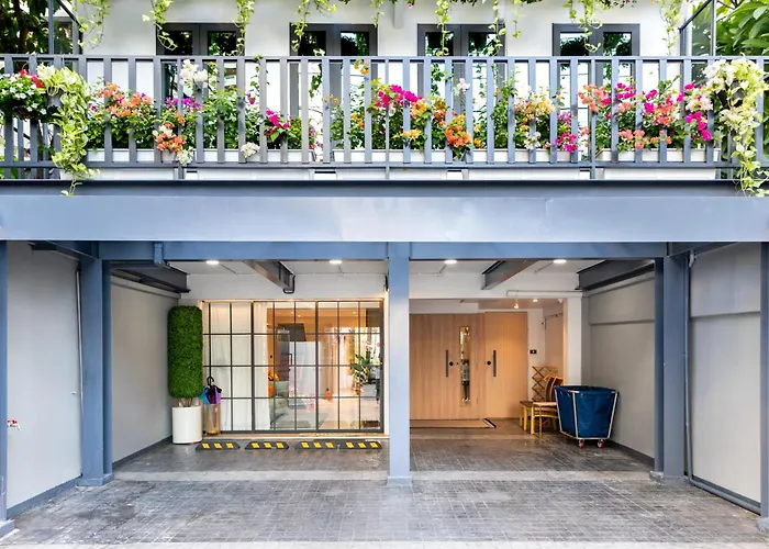 Chic 4br House In Thonglor Core Phrom Phong Bts
