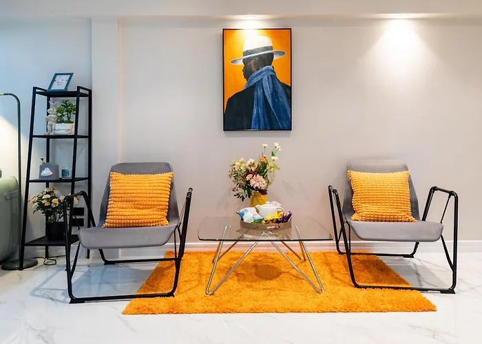 Chic 4br House In Thonglor Core Phrom Phong Bts 別墅