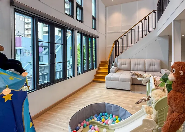 Chic 4br House In Thonglor Core Phrom Phong Bts 別墅 曼谷