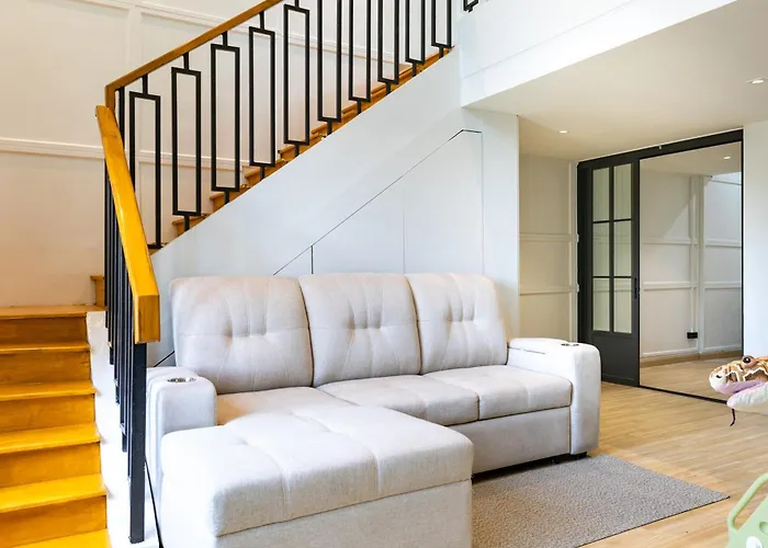 別墅 Chic 4br House In Thonglor Core Phrom Phong Bts 曼谷