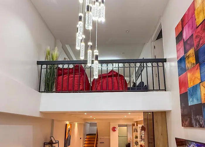 Chic 4br House In Thonglor Core Phrom Phong Bts