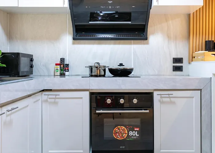 別墅 Chic 4br House In Thonglor Core Phrom Phong Bts *