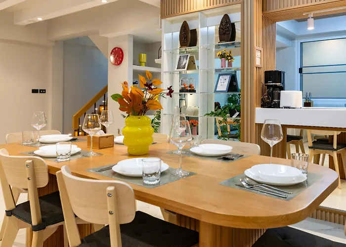 別墅 Chic 4br House In Thonglor Core Phrom Phong Bts 曼谷
