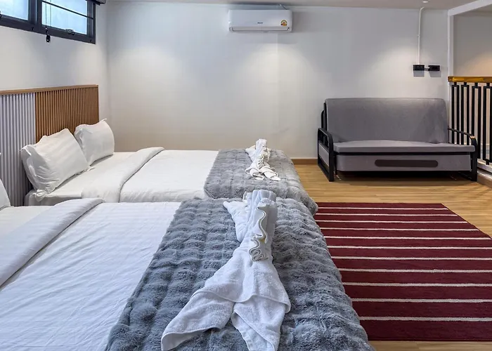 Chic 4br House In Thonglor Core Phrom Phong Bts * 曼谷