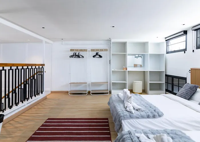Chic 4br House In Thonglor Core Phrom Phong Bts 別墅 *