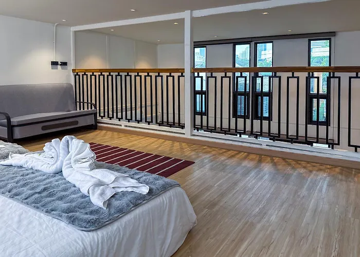 Chic 4br House In Thonglor Core Phrom Phong Bts 曼谷