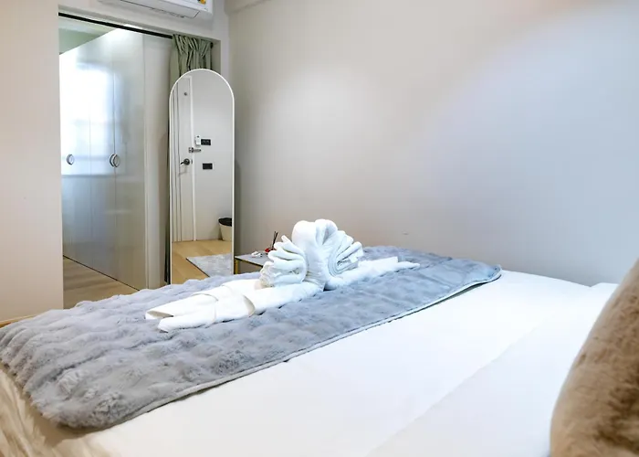 Chic 4br House In Thonglor Core Phrom Phong Bts 別墅 曼谷