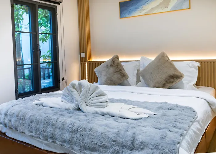 Chic 4br House In Thonglor Core Phrom Phong Bts 曼谷