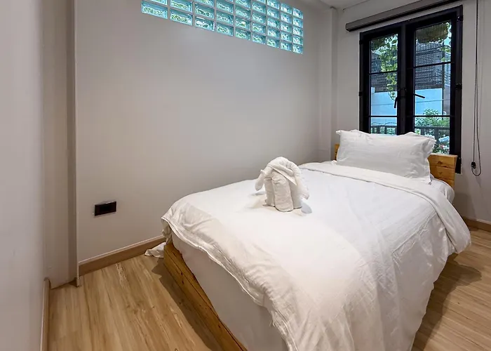 Chic 4br House In Thonglor Core Phrom Phong Bts